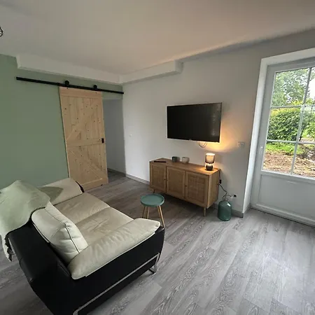 Le Pre Lasse Vakantiehuis Soulangy