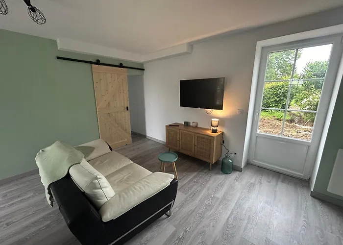 Le Pré Lassé Hébergement de vacances Soulangy